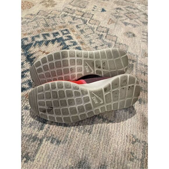 Nike roshe run slip on pink size 6.5 - Picture 4 of 5